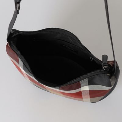超美品 ブラックレーベルクレストブリッジ ボディバッグ ナイロン ブラック BLACK LABEL CRESTBRIDGE（ブラックレーベル・クレストブリッジ
