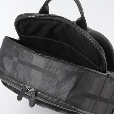 401 新品 ブラックレーベルクレストブリッジ シスクウェアバックパック 401 新品 ブラックレーベルクレストブリッジ シスクウェアバック