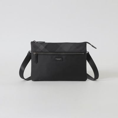 美品 ブラックレーベルクレストブリッジ ショルダーバッグ サコッシュ 軽量 シュリンクレザーサコッシュ（バッグ）｜BLACK LABEL
