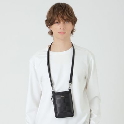 エンボスチェックスマートフォンショルダーケース
