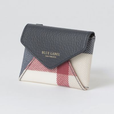 新品はブルーレーベルクレストブリッジブリッジ　日本製　レター型かぶせタイプ財布 レター型カードケース（55288648＿＿） | BLUE LABEL