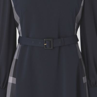 BLUE LABEL CRESTBRIDGE（ブルーレーベルクレストブリッジ）の