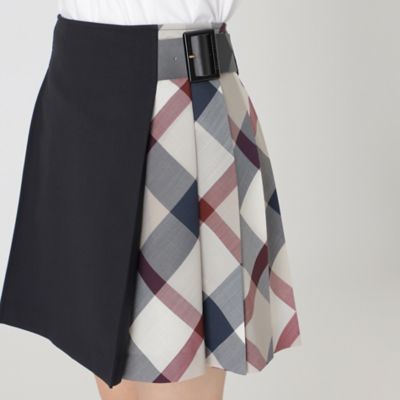 美品♡BLUELABEL CRESTBRIDGE♡巻きスカート風♡チェックミニ チェック柄にときめく♡ 「なごみ」が纏う最新ミニスカコーデ