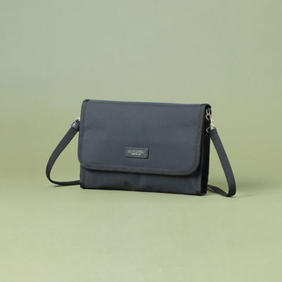 ＜BLUE LABEL CRESTBRIDGE (Women)＞【ＷＥＢ限定】マルチケース（５５Ｖ２２４４７＿＿）