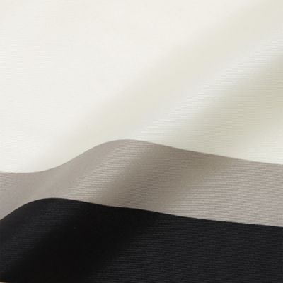 【Ｄｉａｍｏｎｄ　Ｓｈａｐｅ　Ｓｃａｒｆ／ダイヤモンドシェイプスカーフ】ＭＬモチーフ（Ｇ５７０２５６０＿＿）