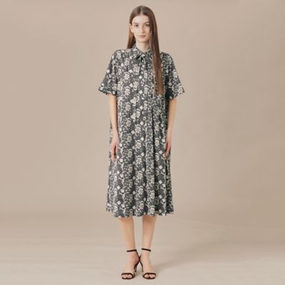 【Ｌ】【婦人画報掲載】【ＢＩＢＵＲＹ　ＦＬＯＷＥＲ】トーナルバイブリーフラワージャージワンピース（Ｇ７Ｊ２２５３６＿＿）