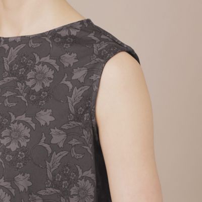 【Ｌ】【婦人画報掲載】【ＢＩＢＵＲＹ　ＦＬＯＷＥＲ】バイブリーフラワージャージプルオーバー（Ｇ７Ｐ３０３３７＿＿）
