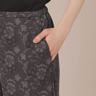 【Ｌ】【婦人画報掲載】【ＢＩＢＵＲＹ　ＦＬＯＷＥＲ】バイブリーフラワージャージパンツ（Ｇ７Ｒ０４３３７＿＿）