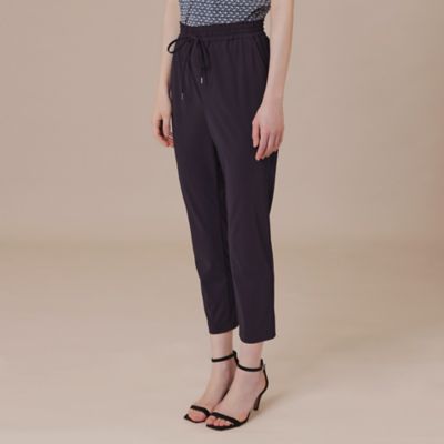 【Ｌ】【Ｌｅｓｂｕｒｙ　Ｅａｓｙ　Ｐａｎｔｓ／レスベリー　イージーパンツ　】トリコットストレッチクロップドパンツ（Ｇ７Ｒ８５３３５＿＿）