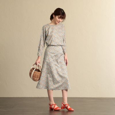 【ウォッシャブル】リバティＢＲＩＧＨＴＯＮ ＢＬＯＳＳＯＭブラウス（Ｈ５Ｍ３２１０８＿＿）