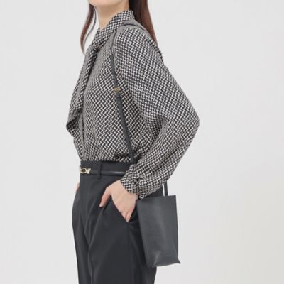 【Ｎｉｋｋｅｉ　ｍａｇａｚｉｎｅ掲載】スマホショルダー（Ｋ１１０２５０２＿＿）