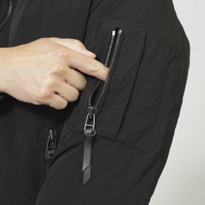 【ＢＬＡＣＫ　ＯＦ　ＢＬＡＣＫｓ】【ＰＲＩＭＡ　ＣＯＬＬＥＣＴＩＯＮ】タスランナイロンタフタダウンブルゾン（Ｍ１Ｆ７４４９８＿＿）