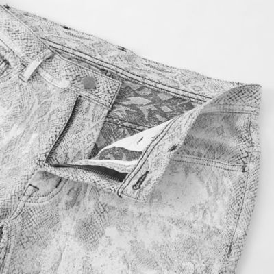 【ＰＲＩＭＡ　ＣＯＬＬＥＣＴＩＯＮ】パイソンジャカードショートデニムパンツ（Ｍ１Ｒ８５５９２＿＿）
