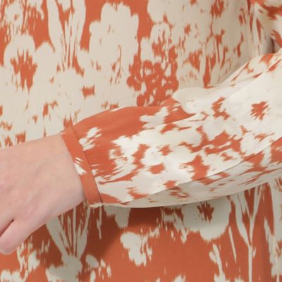 【ＥＰＯＣＡ　ＤＩ　ＢＡＳＥ】シルクフラワープリントブラウス《ＷＥＢ＆一部店舗限定》（Ｍ５Ｍ１４２０２＿＿）