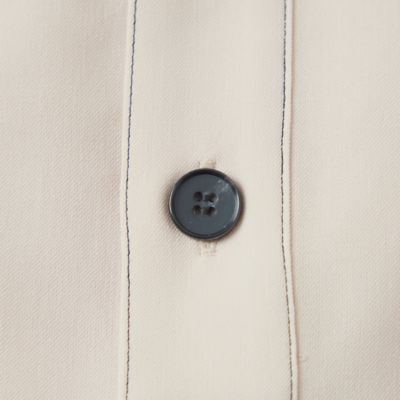 【接触冷感／ＵＶ効果／着用しわ軽減】バックボタンショートスリーブブラウス（Ｎ５Ｍ８４５２６＿＿）