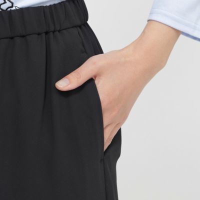 【Ｌ】【夏でもさらっと】【吸水速乾】【ウォシャブル】バックサテンジョーゼットイージーテーパードパンツ（Ｕ７Ｒ１７５８１＿＿）