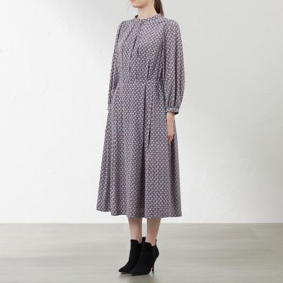 【ＬＩＢＥＲＴＹ】　ＥＶＥＲＹＮ　ＴＲＡＩＬ　バンドカラーワンピース（Ｖ５Ｊ１１４３５＿＿）