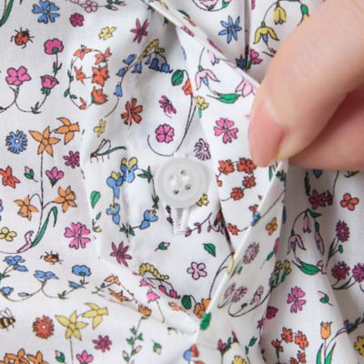 【Ａｎｎｉｖｅｒｓａｒｙ　Ｐｉｅｃｅ】【ＬＩＢＥＲＴＹ】タナローン　イング　－　ブリッツ・ガーデン　半袖シャツ（Ｖ５Ｍ１５５２０＿＿）