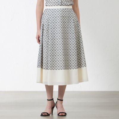 【ＷＥＢ・一部店舗限定】【ＡＴＥＬＩＥＲ　ＣＯＬＬＥＣＴＩＯＮ】　　ＬＩＢＥＲＴＹ刺繍パレットデシンスカート（Ｖ５Ｓ７１５５６＿＿）