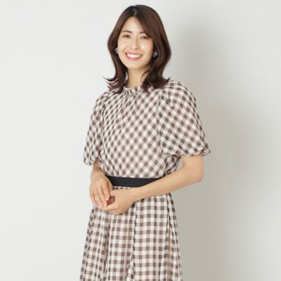 ＜TO BE CHIC (Women)＞ギンガムサッカー　ハイネックブラウス（Ｗ５Ｍ１３３６３＿＿）