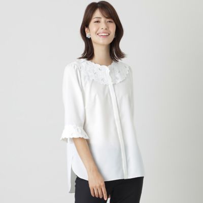 ＜TO BE CHIC (Women)＞刺繍襟スパンローン　ブラウス（Ｗ５Ｍ１４１６６＿＿）