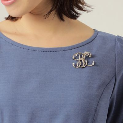 ＜TO BE CHIC (Women)＞ＴＯ　ＢＥ　ＣＨＩＣ　スレンダーラインブローチ（Ｗ５Ｖ１５１３４＿＿）