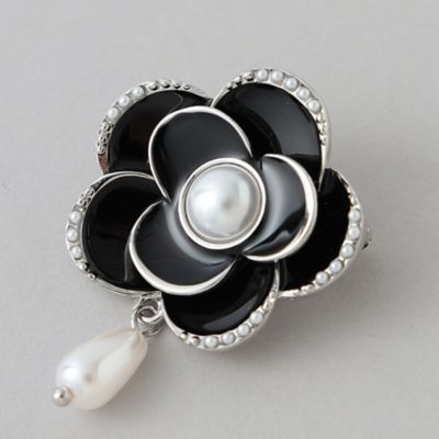 ✨️美品　レア　人気クレイサス　カメリア　ブローチ　未使用 CLATHAS（クレイサス） カメリア フラワーブローチ ピンク色