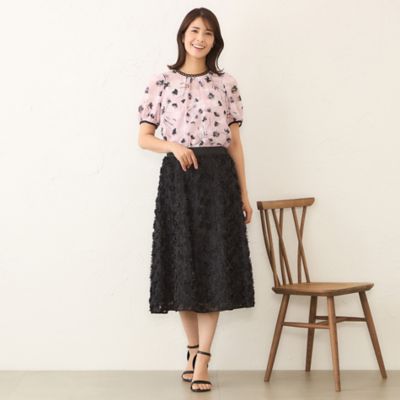 美品　大きいサイズ46 トゥービーシックウエストゴムフラワー刺繍スカート 美品 大きいサイズ46 トゥービーシックウエストゴムフラワー刺繍