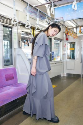 ＷＡＶＥ ＳＫＩＲＴ（３００ＧＳ２３１－１６６０） の通販 | 三越