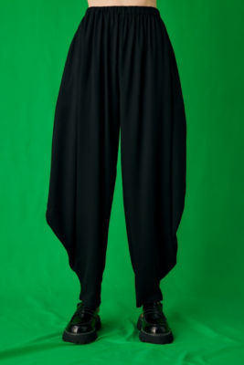 ＣＩＲＣＬＥ ＤＲＡＰＥ ＰＡＮＴＳ（３００ＧＳ２３１－１６８０