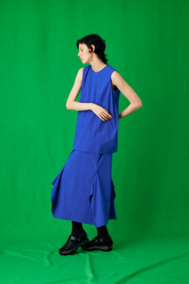 ＢＯＸ ＳＱＵＡＲＥ－ＨＥＭ ＤＲＥＳＳ（３００ＧＳ２３３－１９９０