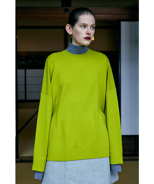 LAYERED NECK BOX PULLOVER LAYERED NECK BOX PULLOVER