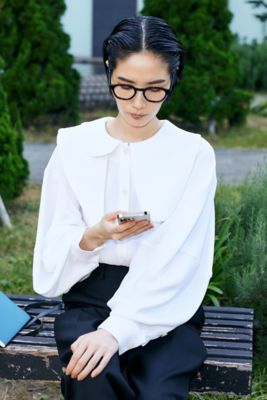 ＡＳＹＭＭＥＴＲＹ－ＣＯＬＬＡＲ ＢＬＯＵＳＥ（３００ＨＳ１３０－０３６０） | ファッション・服 | 三越伊勢丹オンラインストア・通販【公式】