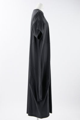 SOLID－WAVE DRESS（300HS283－2370