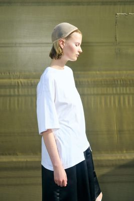 ＳＨＡＰＥ　Ｔ－ＳＨＩＲＴ（３００ＩＡ５８０－０４０１）