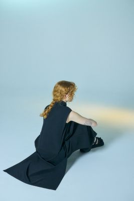 ＮＯ－ＳＬＥＥＶＥＳ　ＬＯＮＧ　ＳＨＩＲＴ（３００ＩＳ１３０－１６３１）