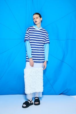 Ｔ－ＳＨＩＲＴ（３００ＩＳ５８０－１８１１）