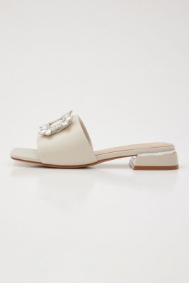 ＜STACCATO＞パトラローヒールサンダル（３５０ＨＳ１３６－６０８０）
