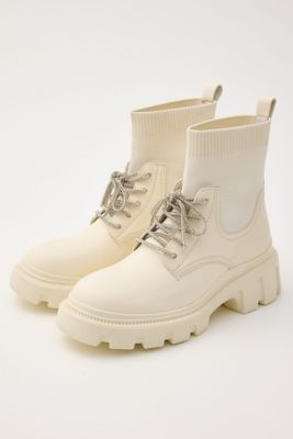 ＜STACCATO＞【ＳＴＯＲＹ　２０２５年１２月号掲載　ＳＨＩＨＯさん着用】ドルチェニットコンビライトソールブーツ（３５０ＩＡ１２４－４５００）