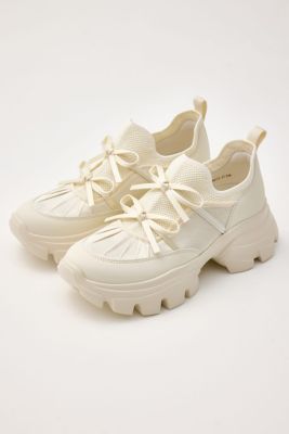 ＜STACCATO＞ホーミーリボンボリュームスニーカー（３５０ＩＡ１４９－９２９５）