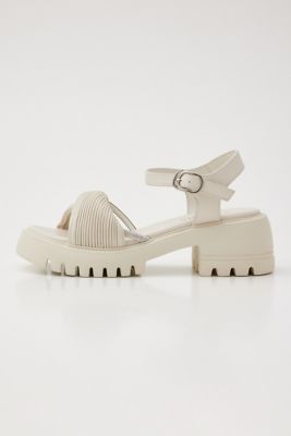 ＜STACCATO＞クレープツイストタンクソールサンダル（３５０ＩＳ１３６－６０５０）