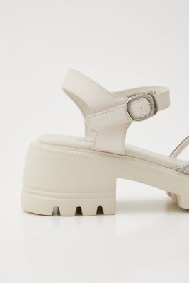 クレープツイストタンクソールサンダル（３５０ＩＳ１３６－６０５０）