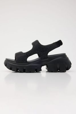 ＜STACCATO＞コスモスラギッドソールサンダル（３５０ＪＳ１３６－６７１５）