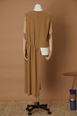 Ｆｉｎｅ　ｇａｔｈｅｒ　ａｓｙｍｍｅｔｒｙ　ｔｏｐｓ（４６０ＥＳＳ３０－０８７０）