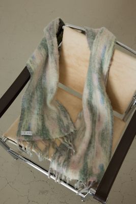 Ｗａｔｅｒ ｌｉｌｉｅｓ ｊａｃｑｕａｒｄ ｓｔｏｌｅ