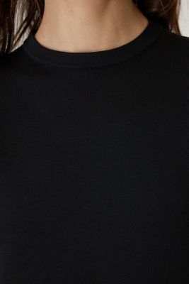 Ｃｕｒｖｅ　ｌｉｎｅ　ｓｌｅｅｖｅ　ｋｎｉｔ　ＯＰ（４６０ＧＡＵ７３－００４０）