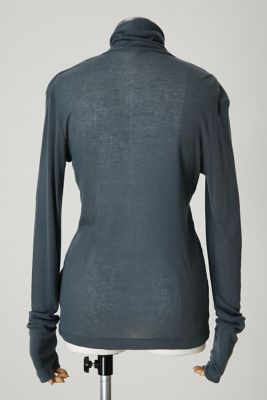 Ｓｔａｎｄａｒｄ ｔｕｒｔｌｅ ｎｅｃｋ ｃｕｔ ｔｏｐｓ 