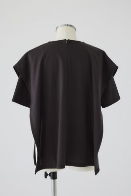 Ｌａｙｅｒｅｄ　ｓｑｕａｒｅ　ｃｕｔ　ｔｏｐｓ（４６０ＨＡＳ８０－０２２１）