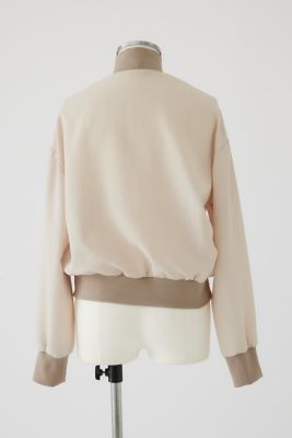Ｓｉｍｉｌａｒ　ｃｏｌｏｒ　ｌｉｇｈｔ　ｂｌｏｕｓｏｎ（４６０ＨＳＮ３０－０８７０）