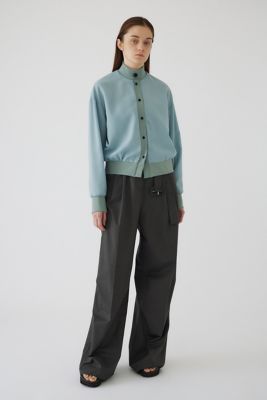 Ｓｉｍｉｌａｒ　ｃｏｌｏｒ　ｌｉｇｈｔ　ｂｌｏｕｓｏｎ（４６０ＨＳＮ３０－０８７０）